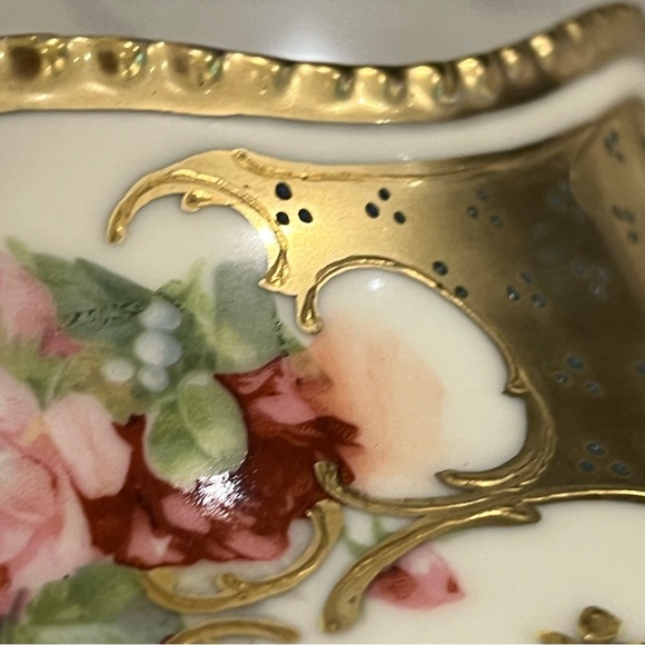 Vintage Porcelain Small Lidded Tureen with Handles - Picture 5 of 16